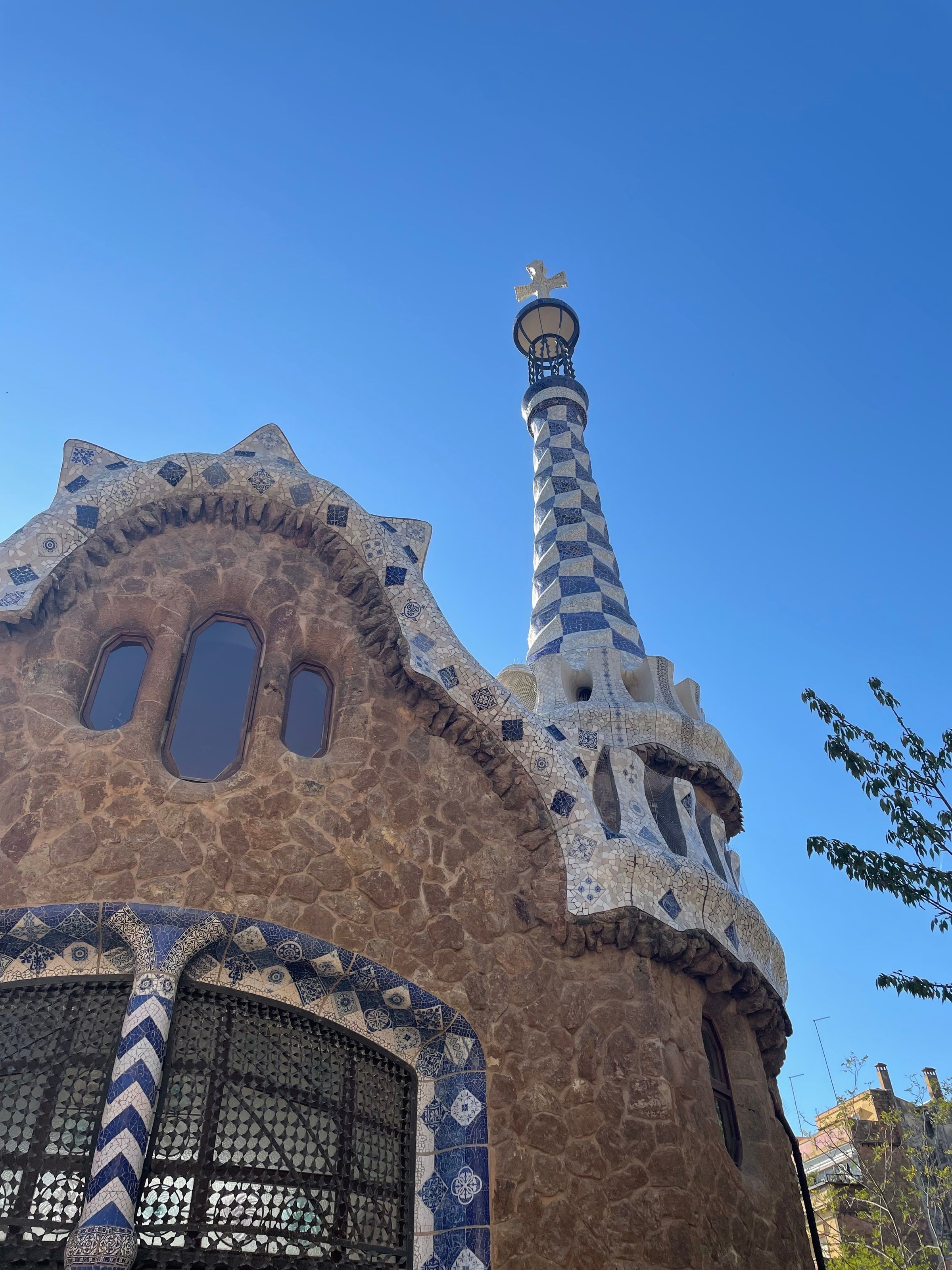 Una de las casetas de la entrada del Park Güell