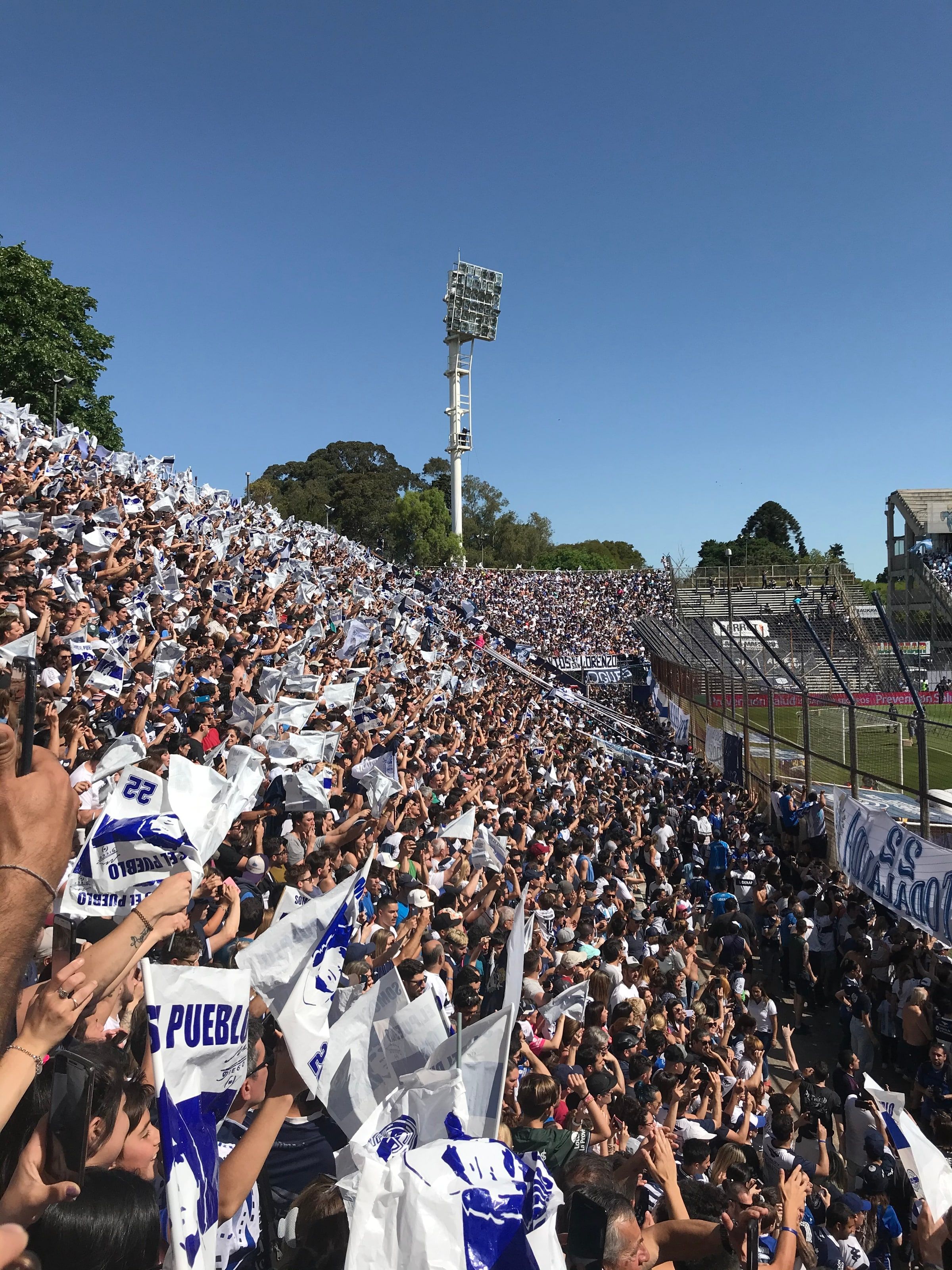 La tribuna de Gimnasia llena en el clásico platense