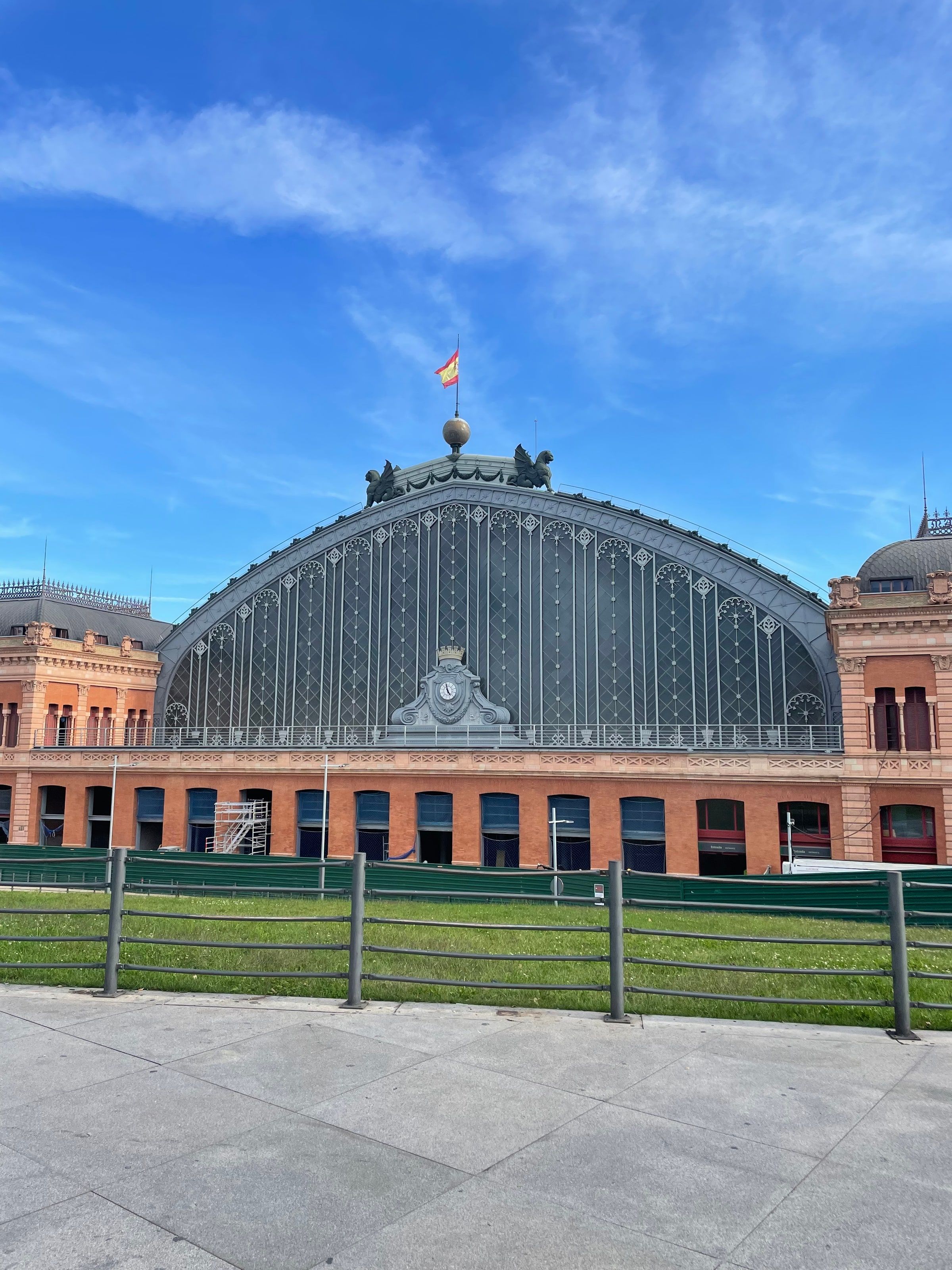 La estación de Atocha con su techo de hierro